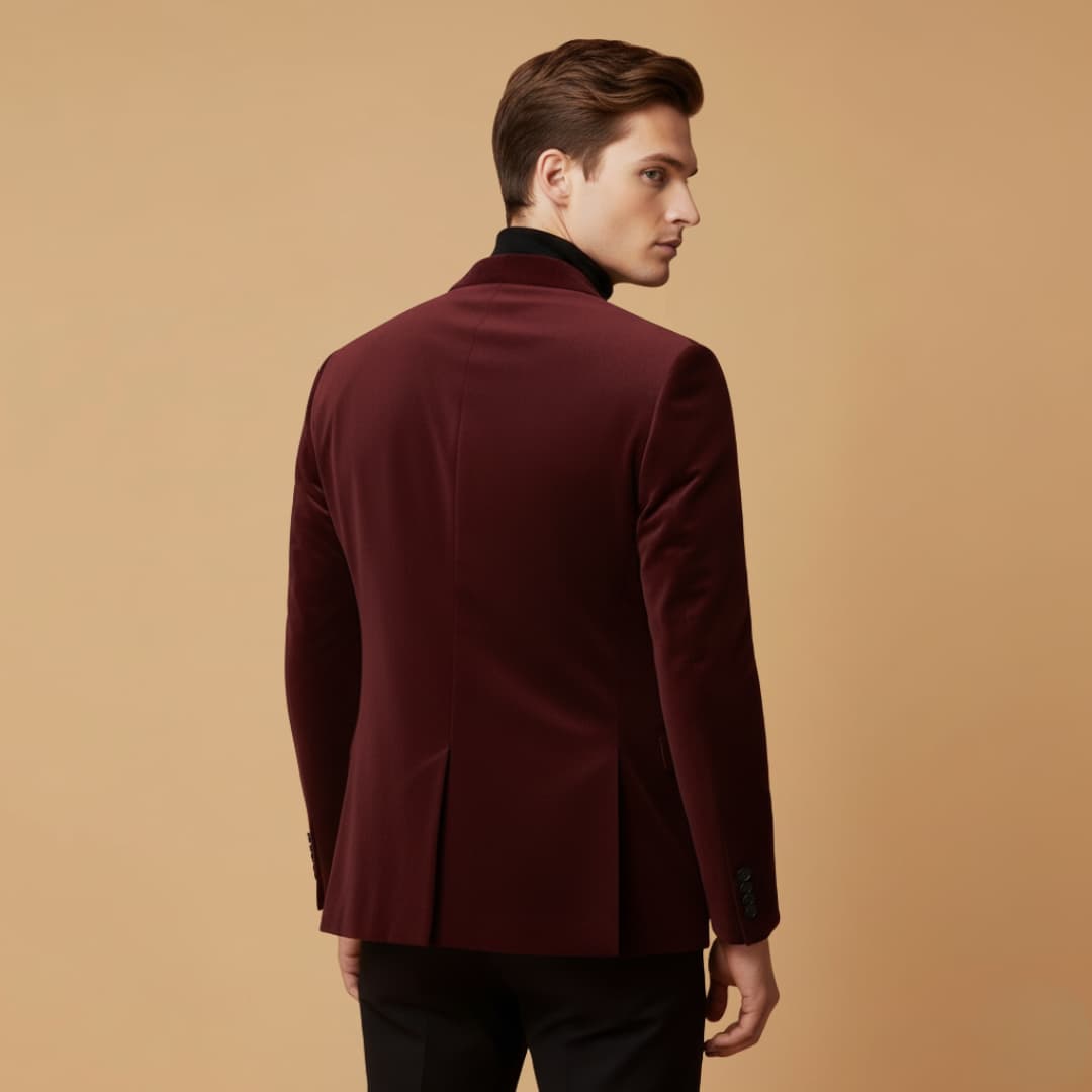 Men’s Velvet Blazer with Slim Fit and Single-Breasted Fastening