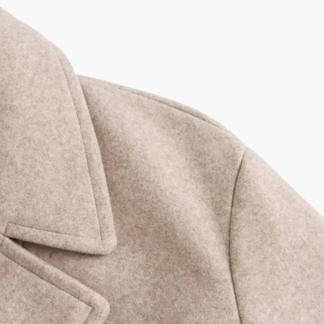 Women’s Long Coat with Wide Lapels and Double-Breasted Front